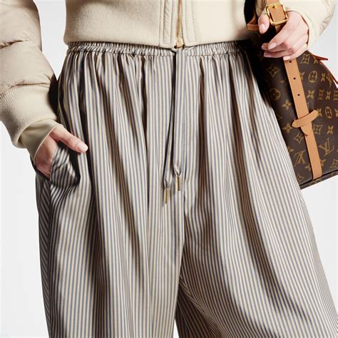 lenjerie de pat louis vuitton|Pinstripe Silk Baggy Pajama Pants .